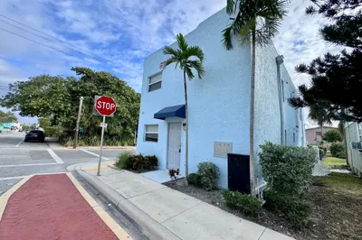 102 S K Street #2 1