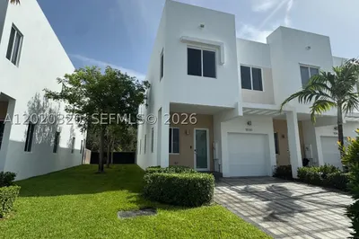 10265 NW 72nd Ter 1