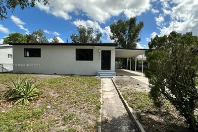 2410 NW 141st St 1