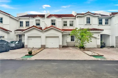 11416 NW 43rd Ter 1