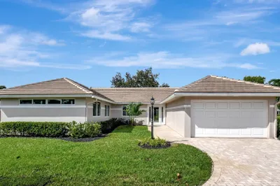 11601 N Lake Drive #10 Garden 1