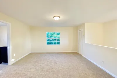 5555 Garden Avenue #Apt. 2 (upstairs) 1