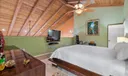 3341 Oak Dr Photo