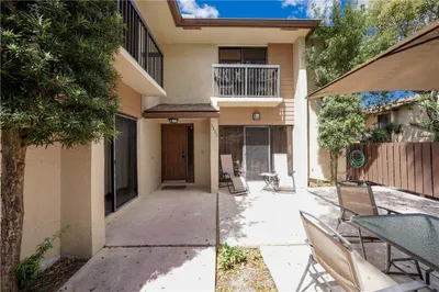 3801 Cocoplum Cir #3801 1