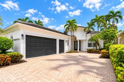 7952 Villa D Este Way 1