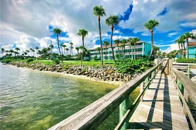 13513 S Indian River Drive #605 1