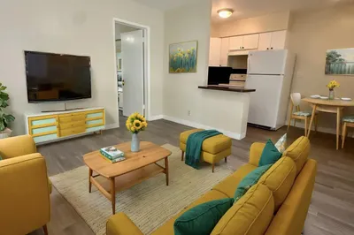 505 NE 4th Avenue #2 1
