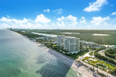 6051 N Ocean Dr #306-307 1