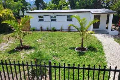 2414 NW 55th St 1