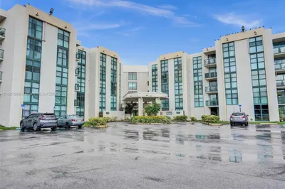 2055 SW 122nd Ave #231 1