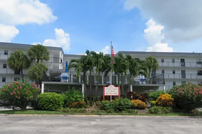 1_9233_Bldg._Front_7-2023