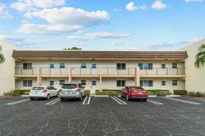2825 Casita Way #103 1