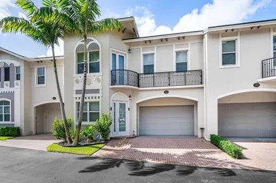 1860 Highland Grove Drive 1