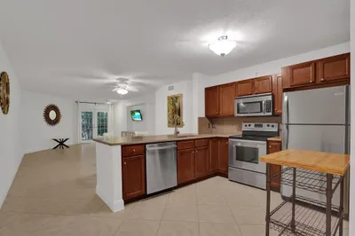 961 S Ocean Drive #204 1