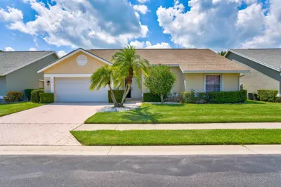 272 Moccasin Trail W 1
