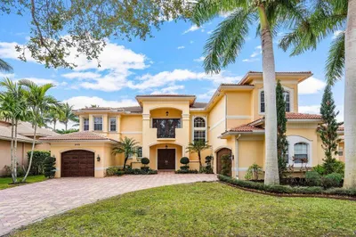 8725 Baystone Cove 1