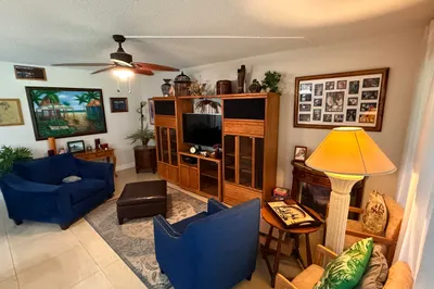 810 SE 7th Street #106 1