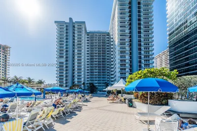 2030 S Ocean Dr #1127 1