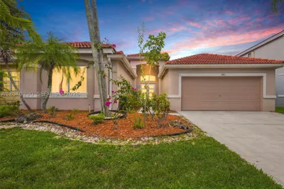 1081 Allamanda Way 1