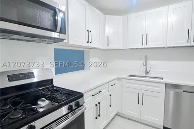 6890 N Kendall Dr #B204 1