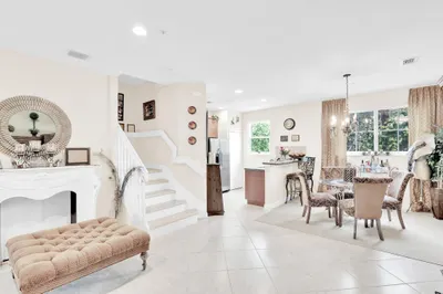 528 Bayfront Drive 1