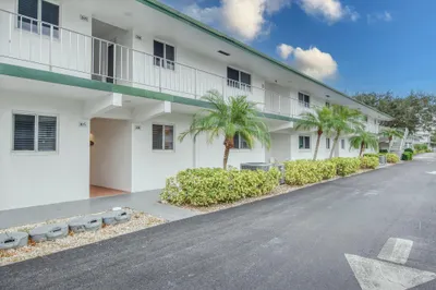 5 Westwood Avenue #104d 1