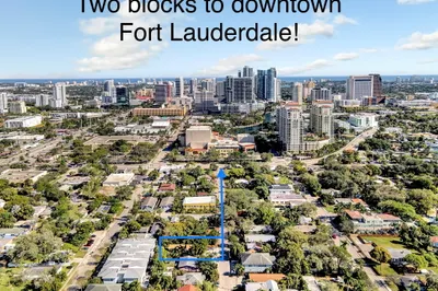 813 SW Middle Street Court 1