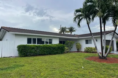 2910 NE 40th Court 1
