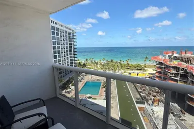 10275 Collins Ave #921 1