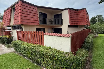 3830 Victoria Drive 1