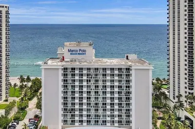 19201 Collins Ave #906 1