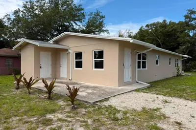 1127 Avenue E #Unit A 1