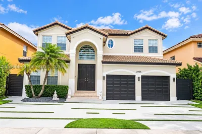 13995 SW 154th St 1