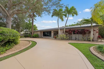 7430 SW 142nd Ter 1