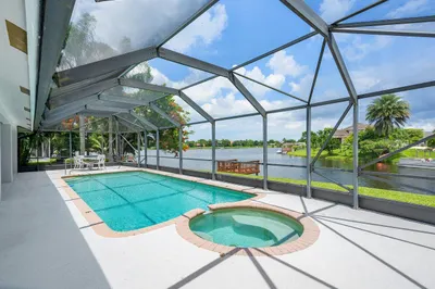 Pool/Hot Tub