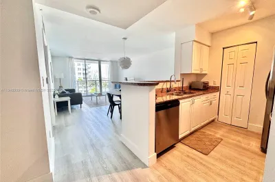 1155 Brickell Bay Dr #906 1