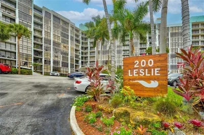 200 Leslie Drive #1128 1