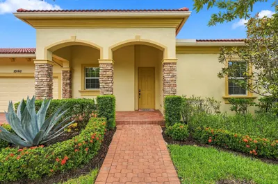10160 SW Azzo Lane 1