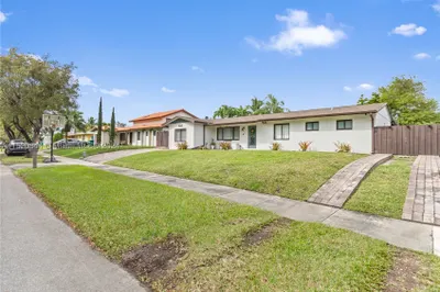 11580 SW 112th Ave Rd 1
