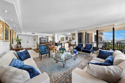 10175 Collins Ave #1505 1