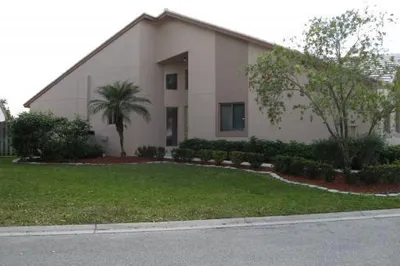 5677 Strawberry Lakes Circle 1