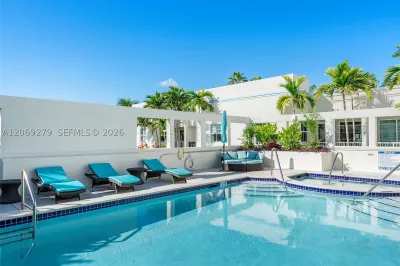 9172 Collins Ave #216 1