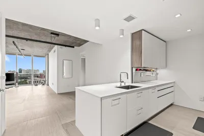 300 S AUSTRALIAN Avenue #1104 1