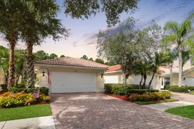 9164 SE Hawks Nest Court 1