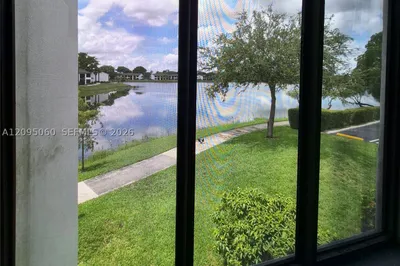 210 Lake Pointe Dr #210 1