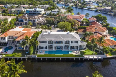 133 W Coconut Palm Road 1