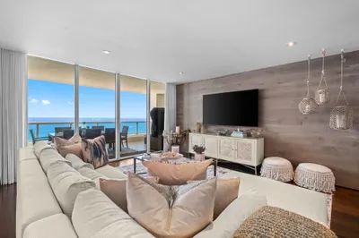 101 S FORT LAUDERDALE BEACH Boulevard #2303 1