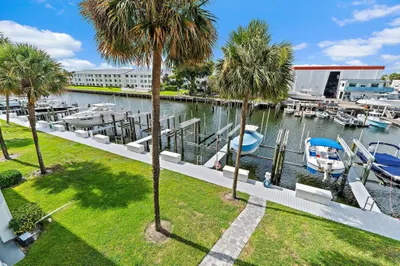 108 Paradise Harbour Boulevard #314 1