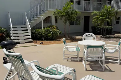 118 Yacht Club Drive #2 1