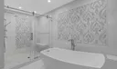 450 SE 5th Avenue #402n Photo